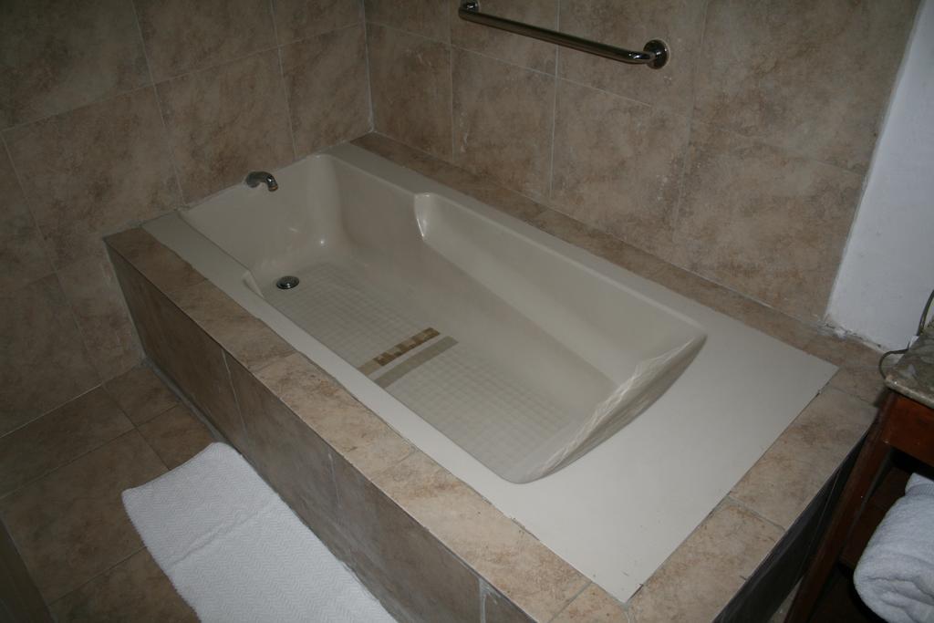 Casa Del Tejadillo Hotel Cartagena Bilik gambar